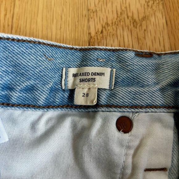 MADEWELL relaxed denim shorts light wash cutoff jorts mid-rise cotton size 28 - Picture 7 of 16